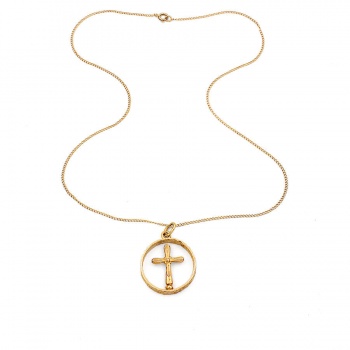 9ct gold 3.8g 18 inch Cross Pendant with chain